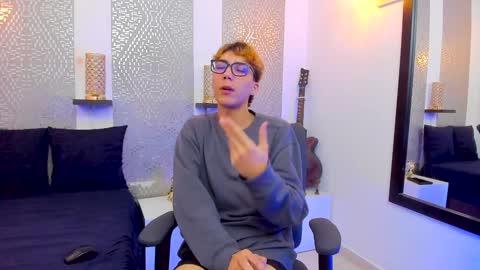    online show from 12.04.24