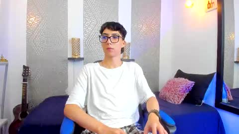    online show from 02.09.25