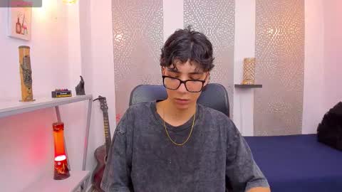 Snapshot of nikolay_gregori chatting on 10.01.25 online show from 10.01.25