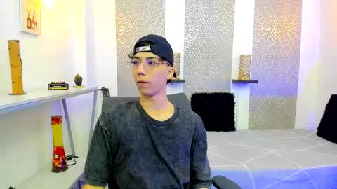 Snapshot of nikolay_gregori chatting on 11.10.25 online show from 11.10.25