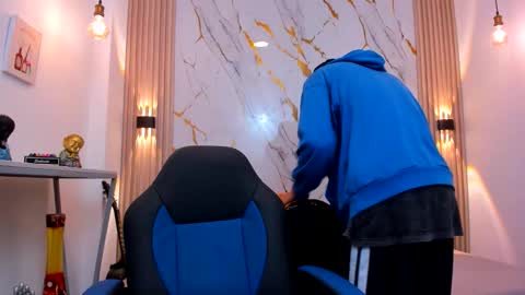    online show from 01.11.26