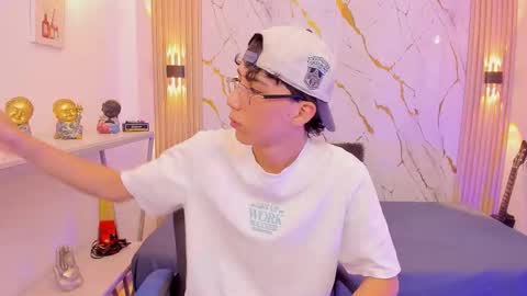    online show from 03.12.26