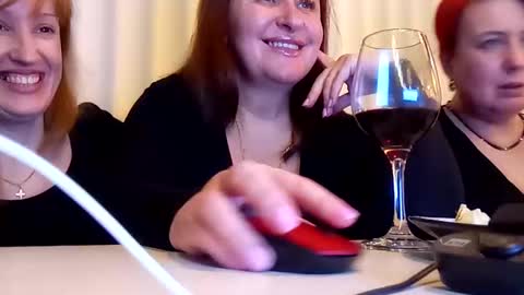 Nikoletta online show from 01.22.25
