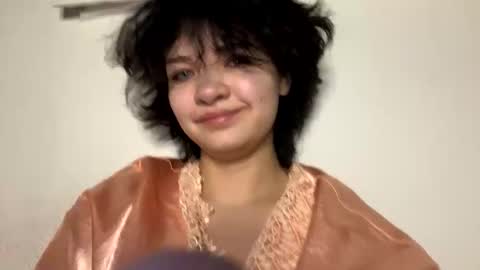 Snapshot of nikoli_naw chatting on 01.31.25 nikoli_naw online show from 01.31.25