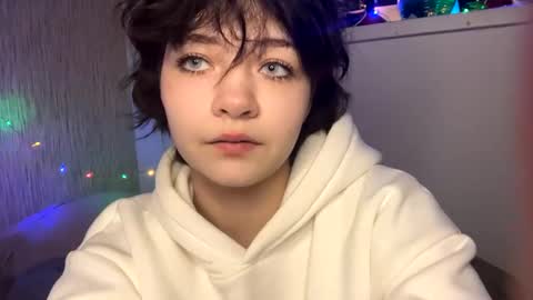 Snapshot of nikoli_naw chatting on 02.27.25 nikoli_naw online show from 02.27.25