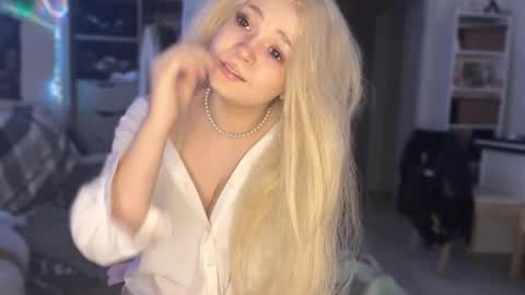 nikoli_naw online show from 03.04.26