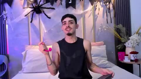 Snapshot of nikostone chatting on 10.25.25 Niko Stone online show from 10.25.25