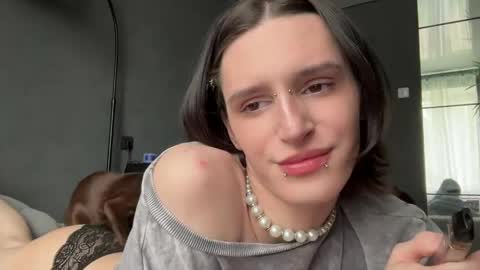 Snapshot of niky_long chatting on 05.31.26 Niky online show from 05.31.26