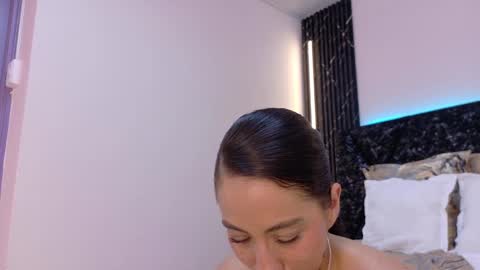 Snapshot of niky_smit chatting on 01.24.25 NIKY SMIT online show from 01.24.25