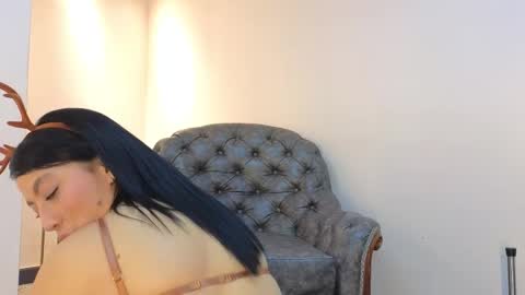  NIKY SMIT  online show from 11.29.25