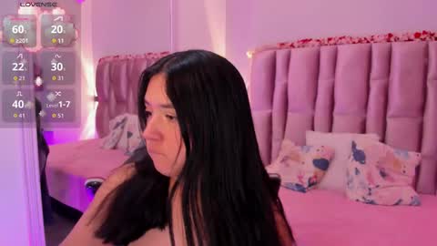 Niky Brooks online show from 10.10.25