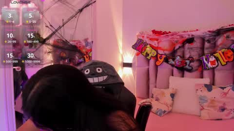 Niky Brooks online show from 10.16.25