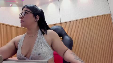   online show from 04.15.26