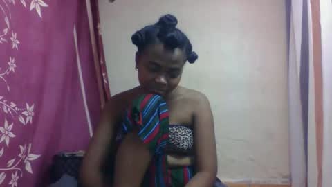 Snapshot of nilahmarie chatting on 09.30.25 nilah online show from 09.30.25