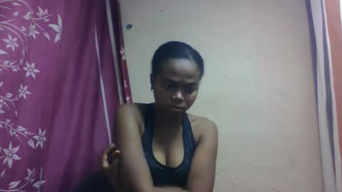 Snapshot of nilahmarie chatting on 10.02.25 nilah online show from 10.02.25