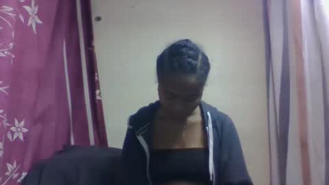 Snapshot of nilahmarie chatting on 10.06.25 nilah online show from 10.06.25