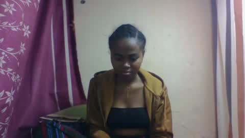 Snapshot of nilahmarie chatting on 10.06.25 nilah online show from 10.06.25