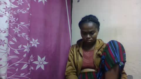 Snapshot of nilahmarie chatting on 10.27.25 nilah online show from 10.27.25