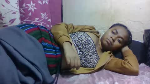 Snapshot of nilahmarie chatting on 10.28.25 nilah online show from 10.28.25