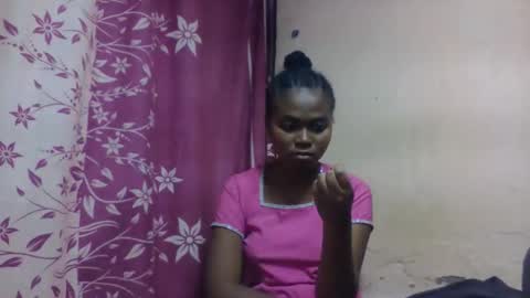 Snapshot of nilahmarie chatting on 11.02.25 nilah online show from 11.02.25