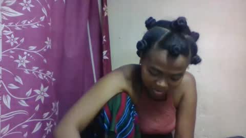 nilah online show from 12.17.25