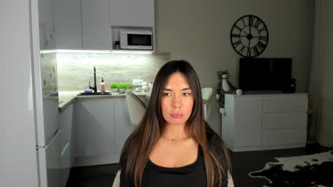 Bella online show from 12.09.24