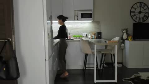 Bella online show from 10.06.25