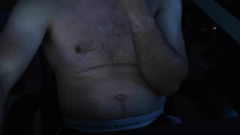 Snapshot of nillis chatting on 09.16.25 nillis online show from 09.16.25