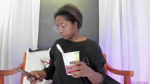 Snapshot of nilosolem12 chatting on 02.20.25 nilo solem online show from 02.20.25