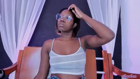 Snapshot of nilosolem12 chatting on 09.25.25 nilo solem online show from 09.25.25