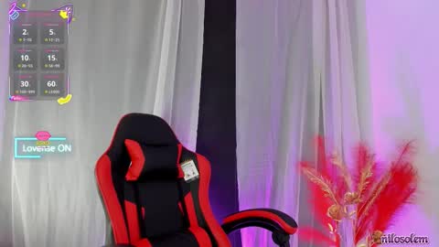 Snapshot of nilosolem12 chatting on 10.06.25 nilo solem online show from 10.06.25