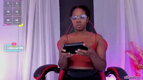 Snapshot of nilosolem12 chatting on 10.19.25 nilo solem online show from 10.19.25