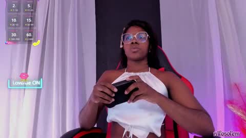 Snapshot of nilosolem12 chatting on 10.20.25 nilo solem online show from 10.20.25