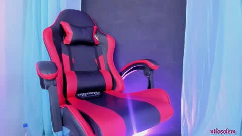 Snapshot of nilosolem12 chatting on 11.16.25 nilo solem online show from 11.16.25