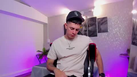 Nils online show from 10.24.25