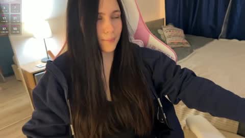 Jennet online show from 02.13.25