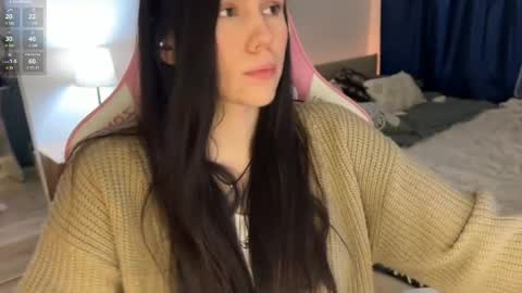 Jennet online show from 02.14.25