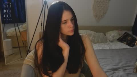 Jennet online show from 11.08.25