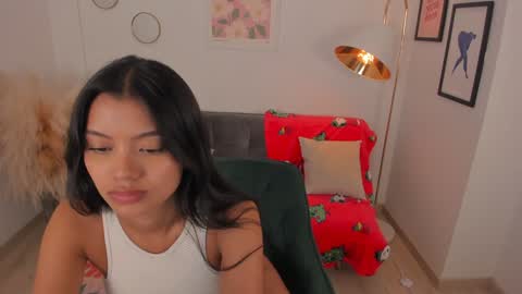 NINA online show from 12.05.24