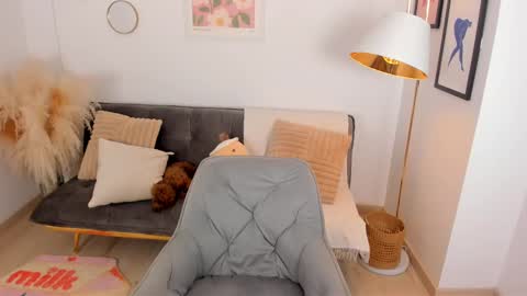 NINA online show from 02.28.25