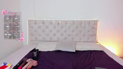 Nina Fox  online show from 12.20.25