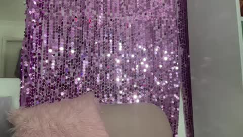 nina_lovez online show from 01.03.25