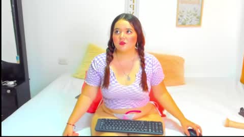 nina_martinez1 online show from 02.07.25