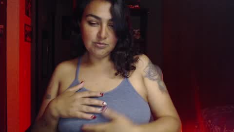 Nina Moon online show from 01.03.25