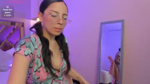 Nina myers online show from 11.13.25