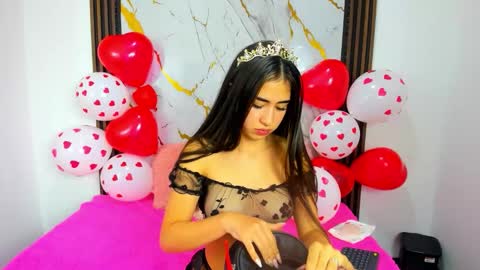 Nina online show from 02.17.26