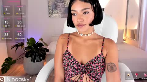    online show from 01.08.25