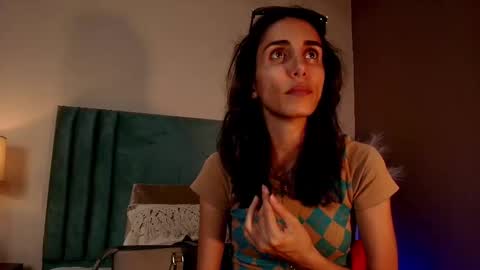 Nina online show from 10.28.25