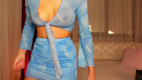 NinaCrystal online show from 09.27.25