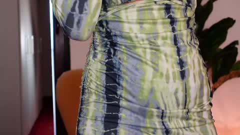 NinaCrystal online show from 04.03.26